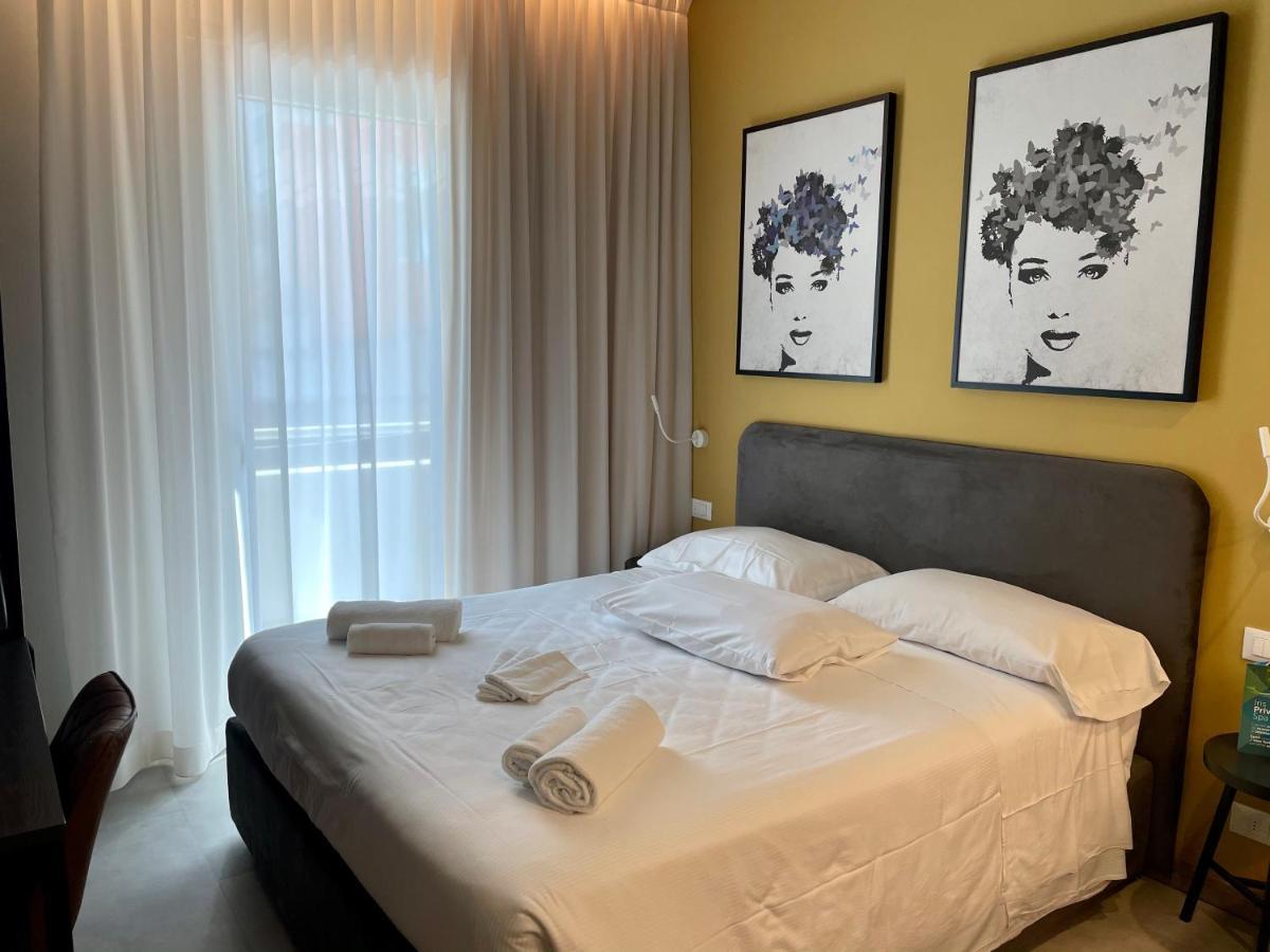 Hotel Iris Jesolo מראה חיצוני תמונה