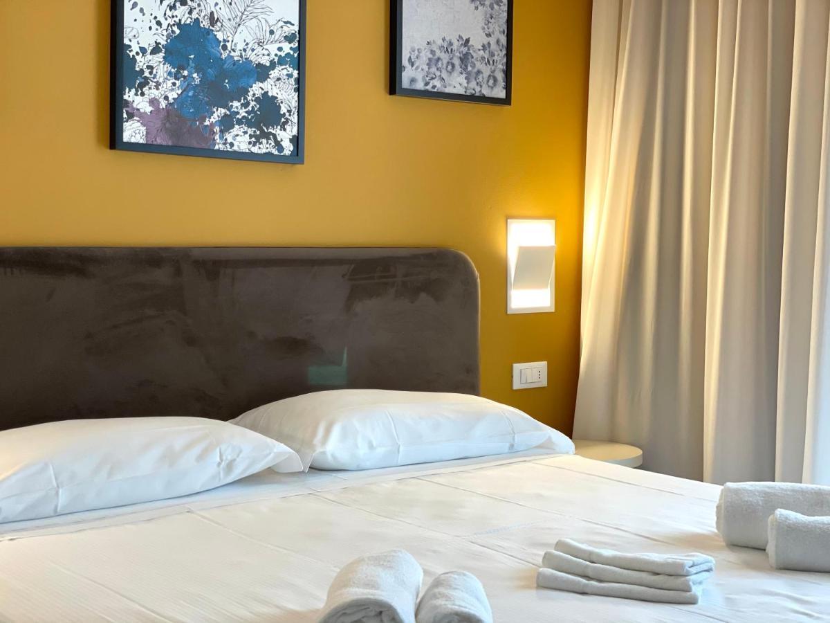 Hotel Iris Jesolo מראה חיצוני תמונה