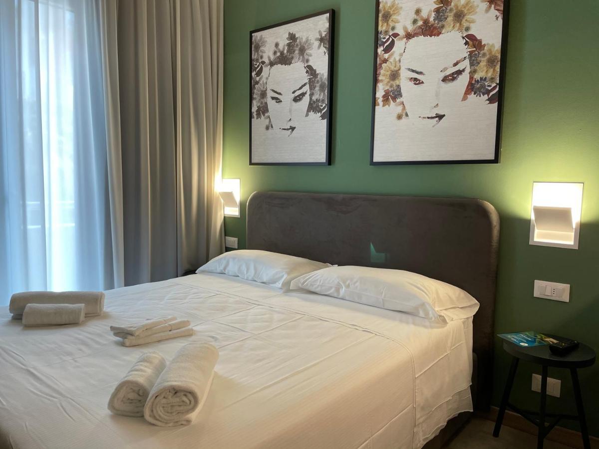 Hotel Iris Jesolo מראה חיצוני תמונה