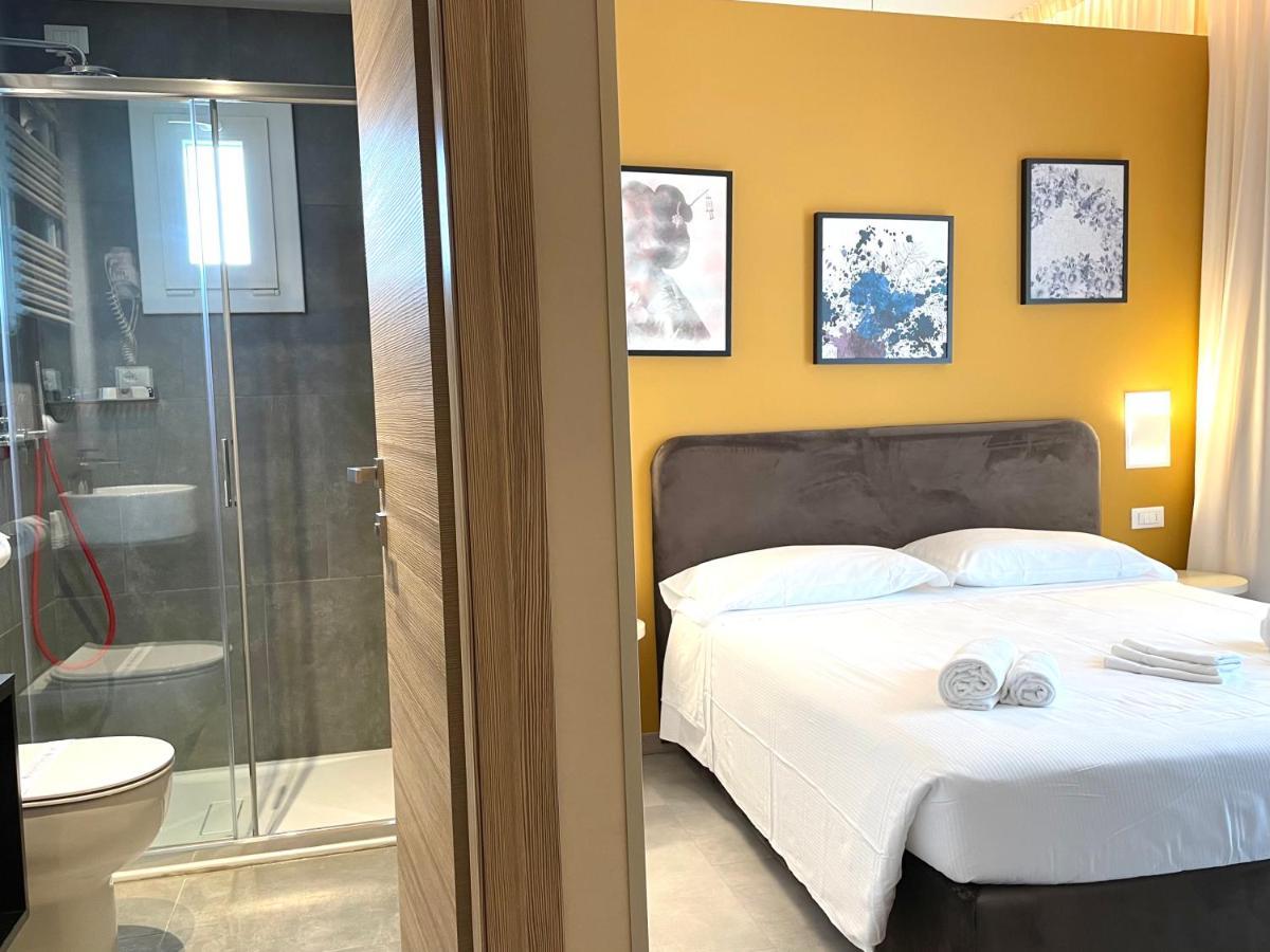 Hotel Iris Jesolo מראה חיצוני תמונה