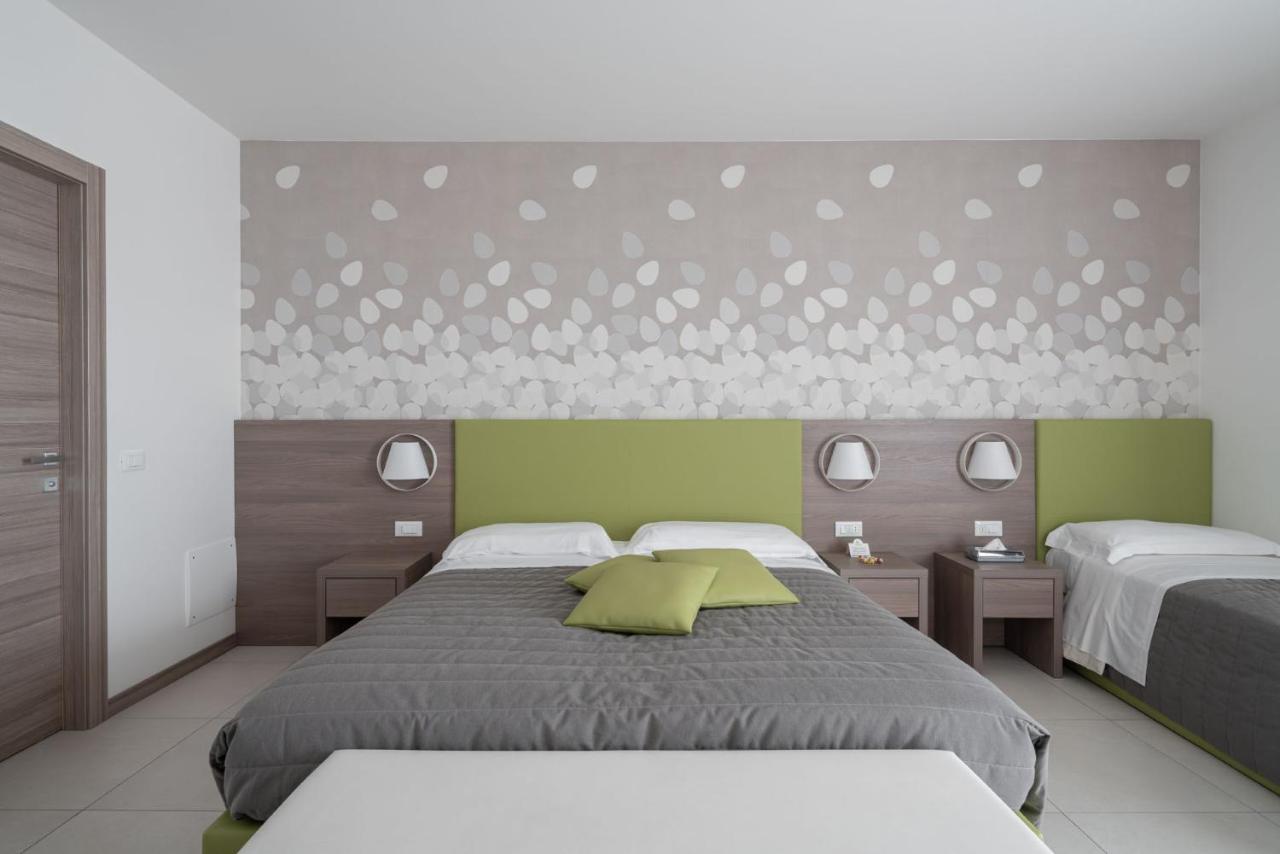 Hotel Iris Jesolo מראה חיצוני תמונה