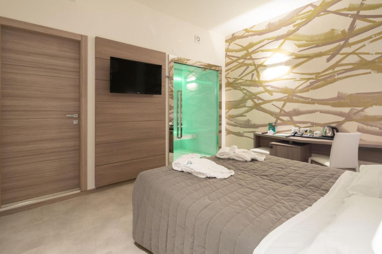 Hotel Iris Jesolo מראה חיצוני תמונה
