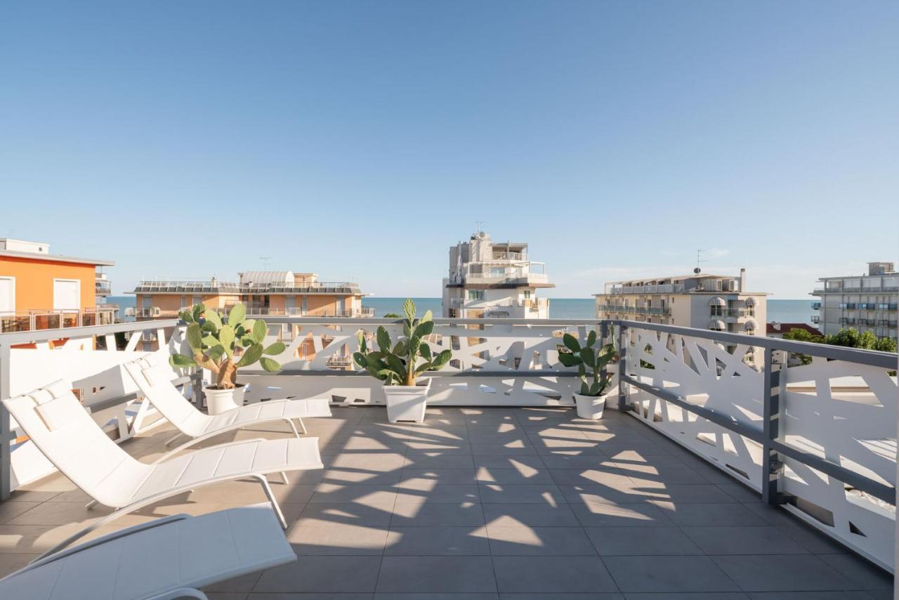 Hotel Iris Jesolo מראה חיצוני תמונה